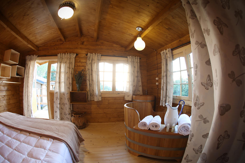 Ecolodge Langhe Cherasco Habitación foto
