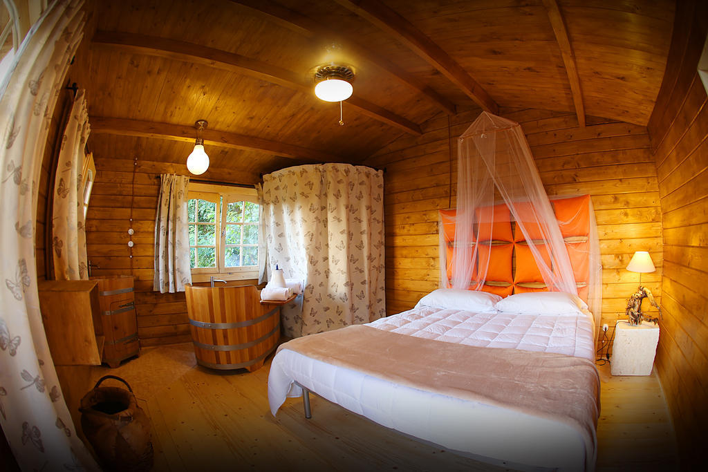 Ecolodge Langhe Cherasco Habitación foto